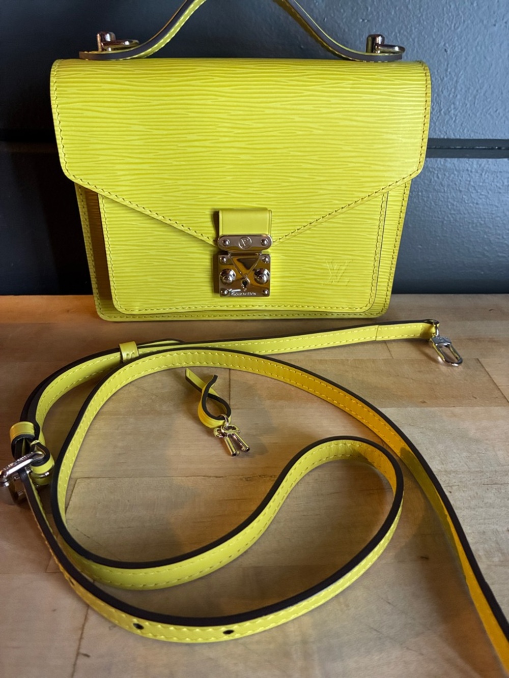 Louis Vuitton Epi Monceau BB Yellow! - Picture 2 of 15